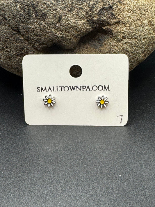 Daisy Stud Earrings