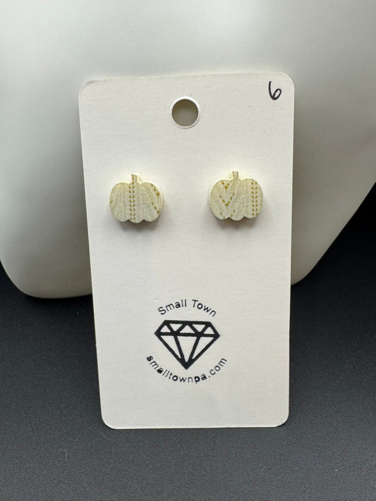 Lacey White Pumpkin Stud Earrings