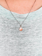 Load image into Gallery viewer, Baby Lainey // Necklace
